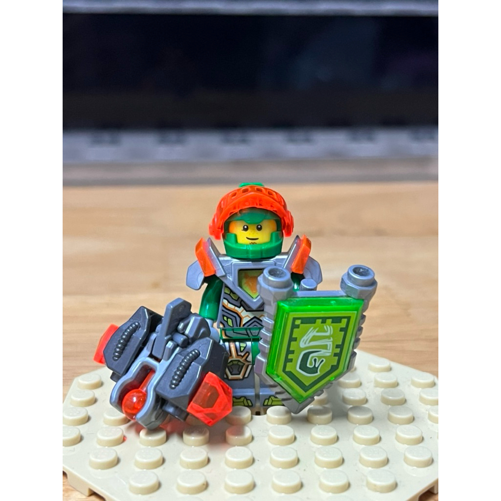 Lego chính hãng - Nhân vật Aaron Fox NEXO KNIGHTS