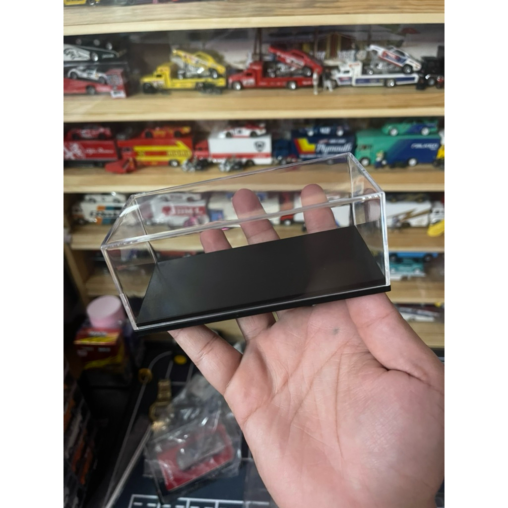 hộp mica trong suốt loại tốt thích hợp trưng bày xe mô hình 1:64