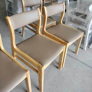 Ghế Bella (Benla), Ghế ăn/Ghế gỗ cao su bọc nệm