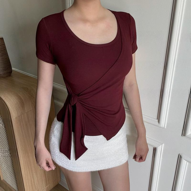 Áo thun nữ phối viền thiết kế dây rời thắt eo vạt xẻ tà vải tăm hàn ôm body thiết kế trẻ trung | BigBuy360 - bigbuy360.vn