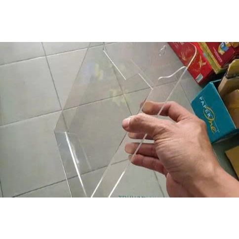 Kệ mica A4 treo tường