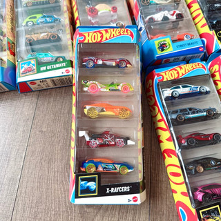 Bộ 5 -8 xe Hotwheels US