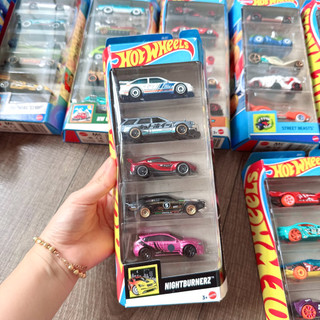Bộ 5 -8 xe Hotwheels US