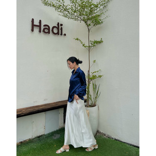 Chân váy lụa bóng