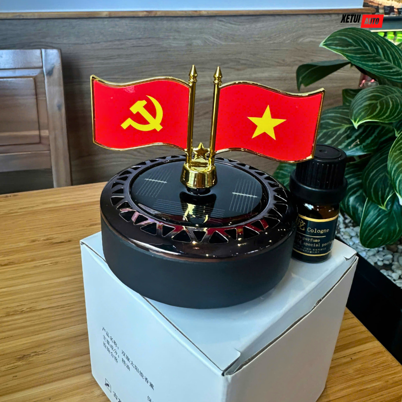 Cờ Tổ Quốc Và Cờ Đảng Tự Xoay Bằng Năng Lượng Mặt Trời Kèm Tinh Dầu Trang Trí Taplo Xe