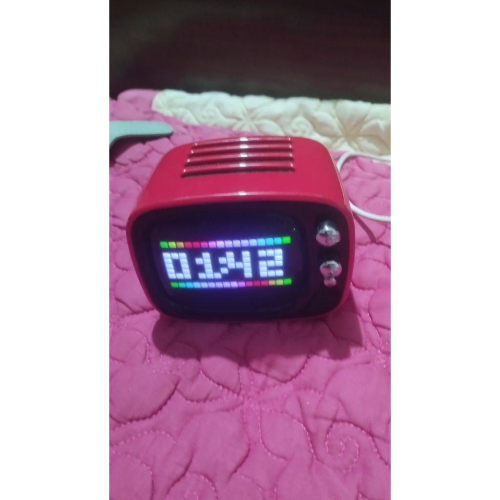 Loa di động Bluetooth Retro Pixel Art Tivoo - Divoom