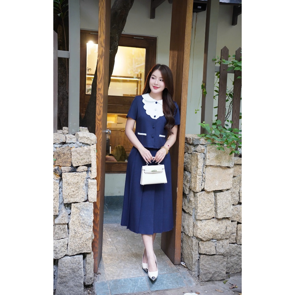 Set bộ công sở thiết kế áo kèm chân váy xếp ly sang trọng Emvy fashion S147