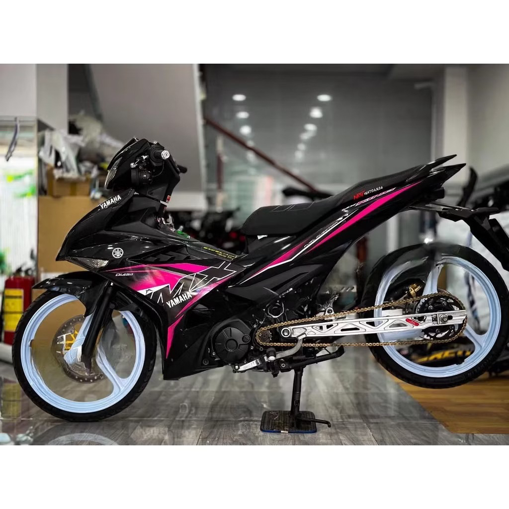 nhãn dán xe tem xe exciter 150 -mẫu chế mx king mxking màu hồng đen