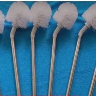 1 cây rửa bình nước 20 lít