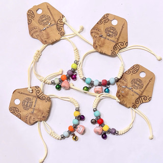 Vòng tay trà sữa cute handmade
