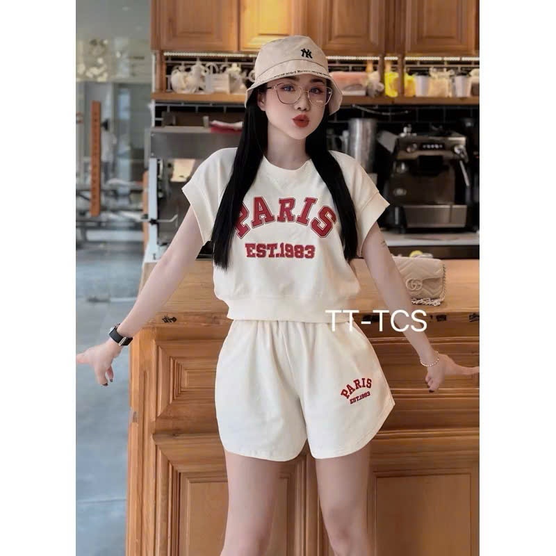 Bộ Đồ Thể Thao Nữ Dáng Croptop Cánh Dơi In Hình Trước Ngực Phong Cách Thể Thao Mặc Hằng Ngày PA18 | BigBuy360 - bigbuy360.vn