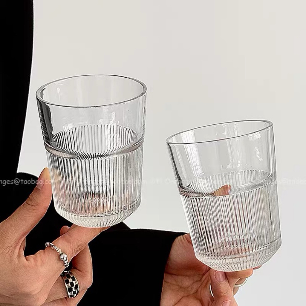Ly thuỷ tinh 2 tầng đáy sọc tăm