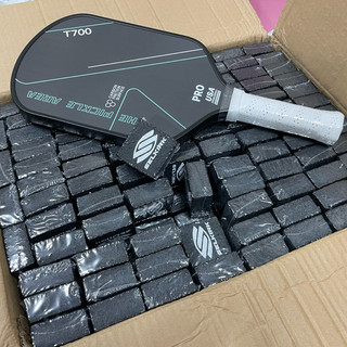 cục tẩy vệ sinh mặt vợt SELKIRK