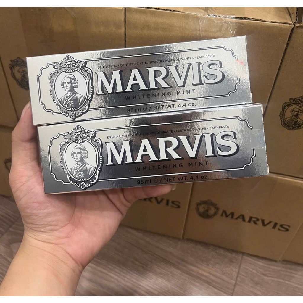 Kem đánh răng Marvis Whitening mint