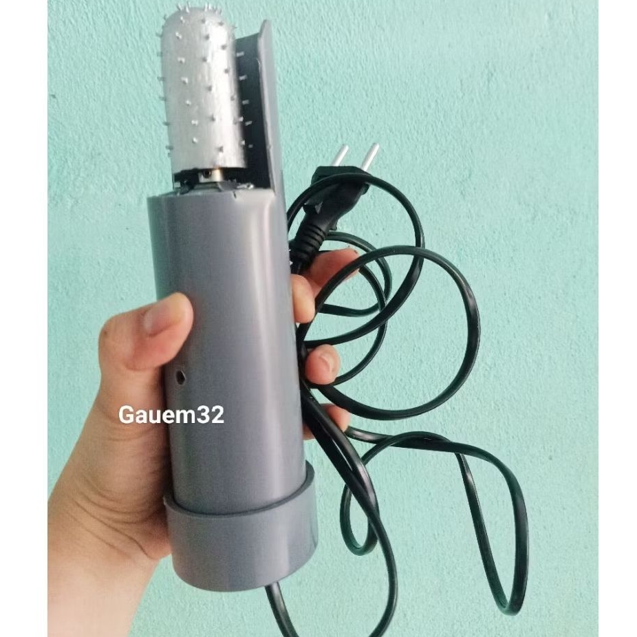  1 Máy NẠO DỪA Cầm Tay Tiện Dụng tiết kiệm thjan 
