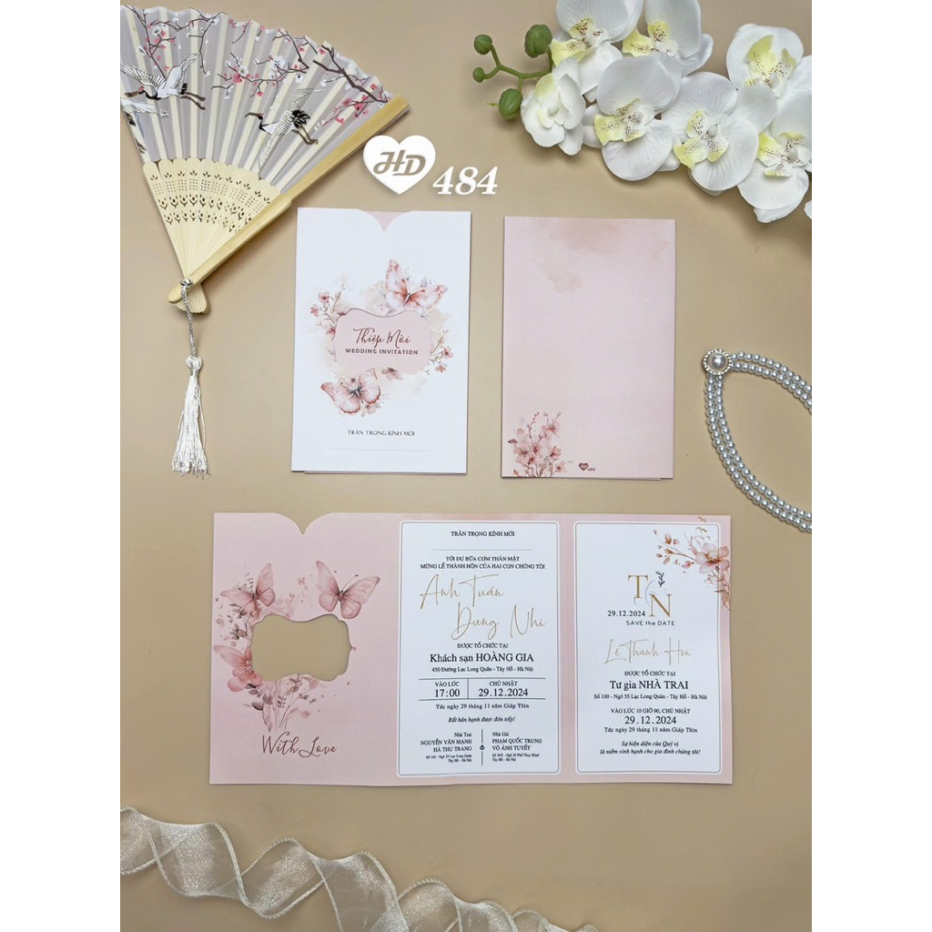 Thiệp Cưới gập 3 có đục lỗ mẫu mới hot (nhận từ 50 thiệp)