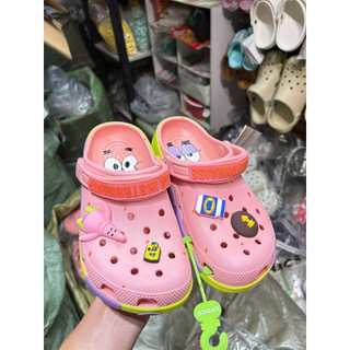  Sục Dép Cá Sấu x Bọt Biển Hồng Sponge.bob Patrick Kèm Hình Gắn Như Ảnh 