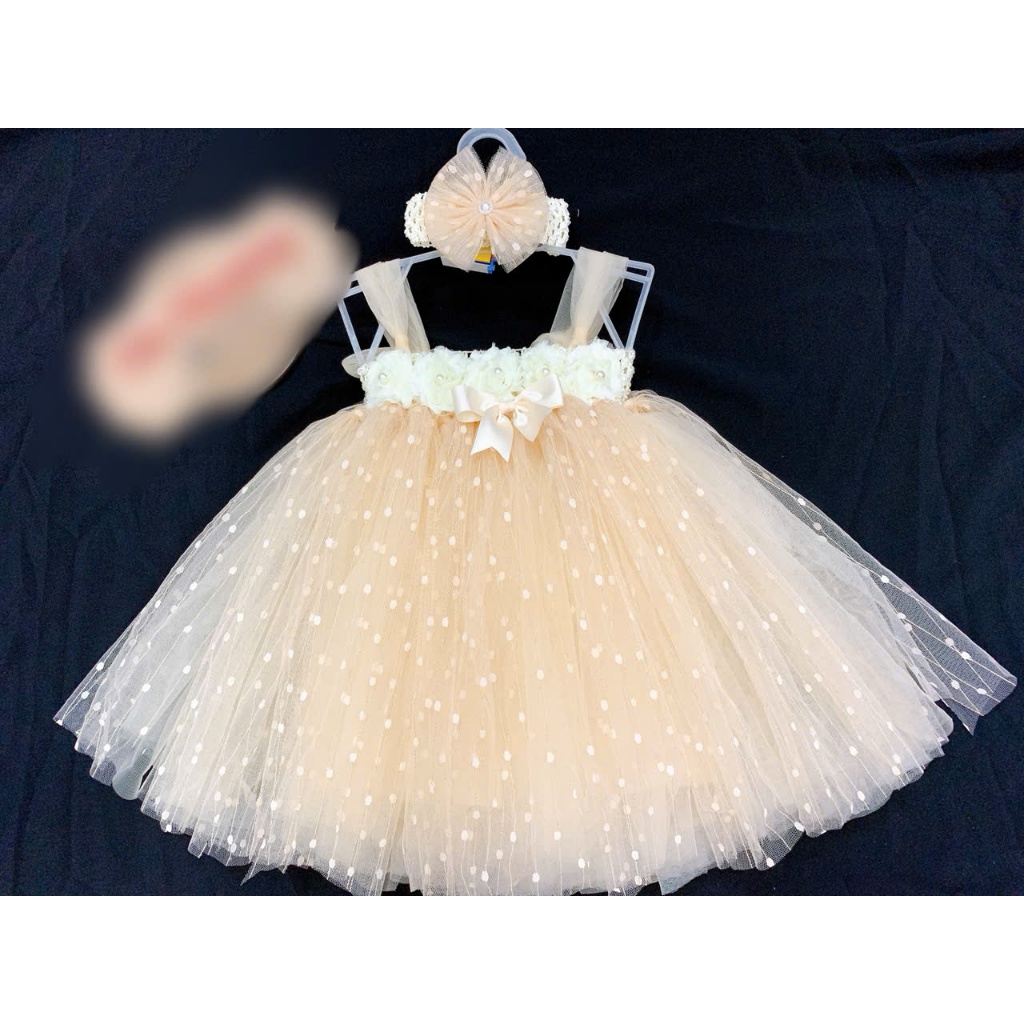 Váy tutu cho bémàu kem hoa 3D siêu xinh cho bé