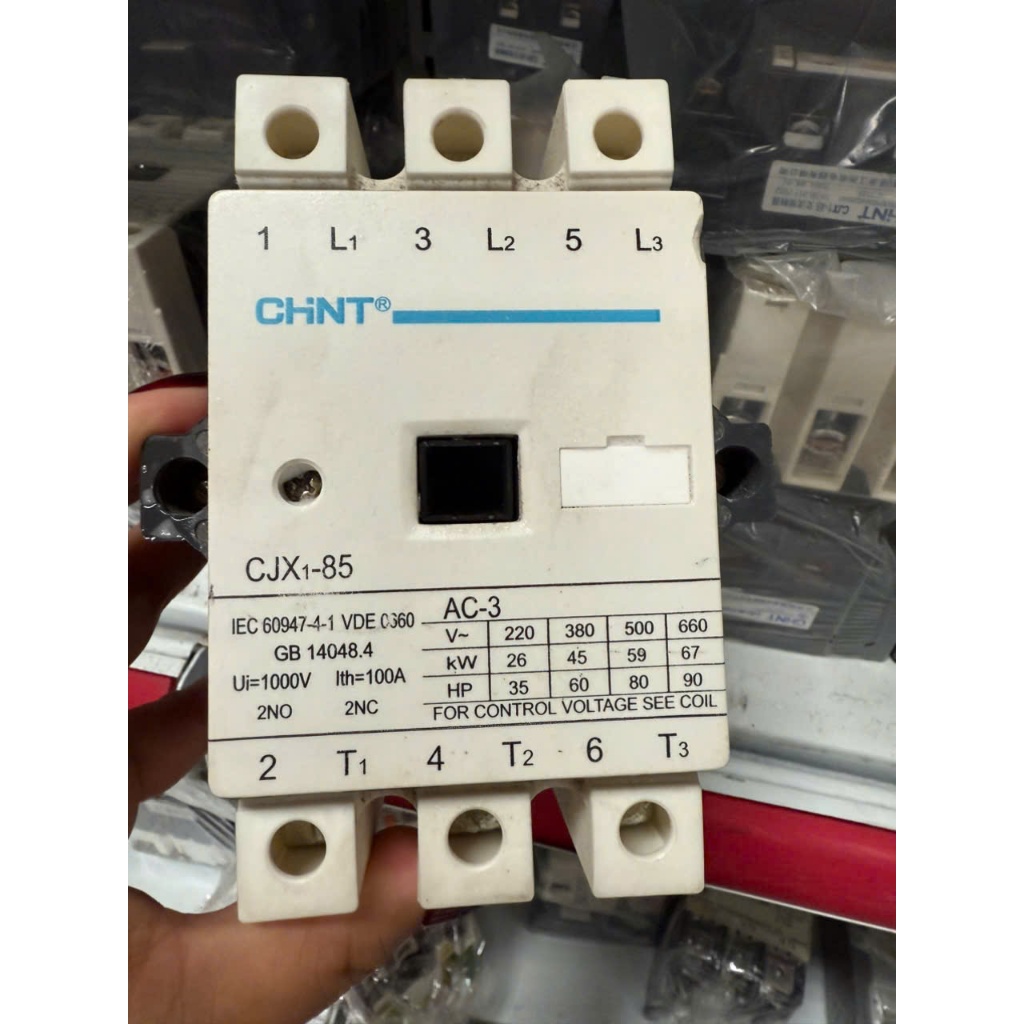 Hàng mới Contactor  CHINT CJX1 -85 A (220v) chính hãng