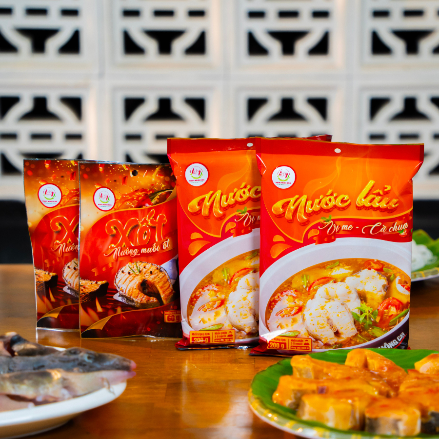 Nước lẩu Cá Tầm