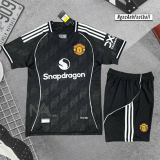  Bộ Quần Áo Bóng Đá MU Màu Đen Sân Khách 2024 – Hàng Thái Form Chuẩn 