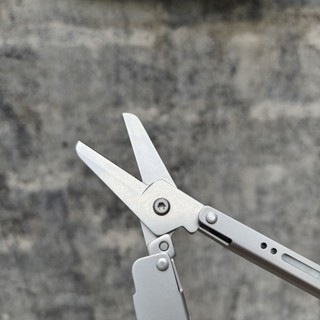 Kéo đa năng Roxon Mini M3 13in1