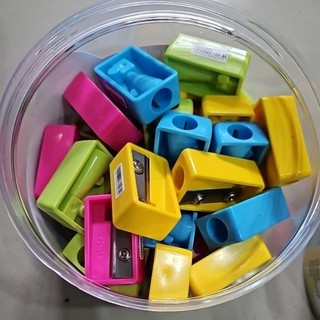 Chuốt bút chì Deli 0594 - Chuốt chì học sinh sắc bền