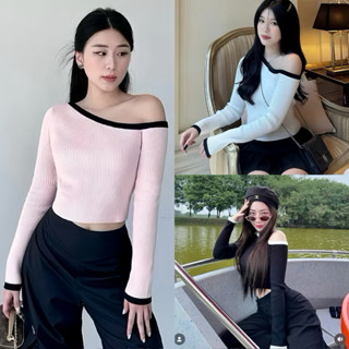 Áo len lệch vai dáng ôm croptop tay dài phối màu thời trang Hàn Quốc cho nữ