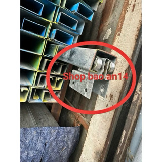 BÁNH XE CỬA LÙA LOẠI 2 BÁNH VÀ 4 BÁNH DÀNH CHO MÁNG 3x4 và 3x6   -MÁNG TREO CỬA LÙA LOẠI TỐT HÌNH THẬT