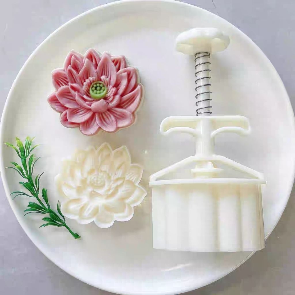 Khuôn trung thu  mẫu hoa sen 150gr