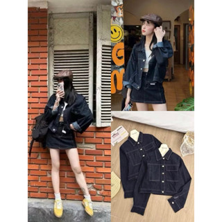 Áo Khoác Jeans Nữ Viền Chỉ Nổi Phối Túi Hộp Màu Xanh Than Dáng Lỡ Form Rộng Phong Cách Cá Tính