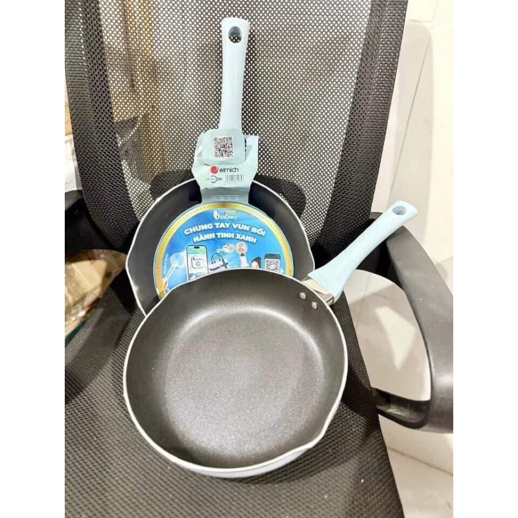 Chảo đáy từ 24cm cao cấp có miệng rót