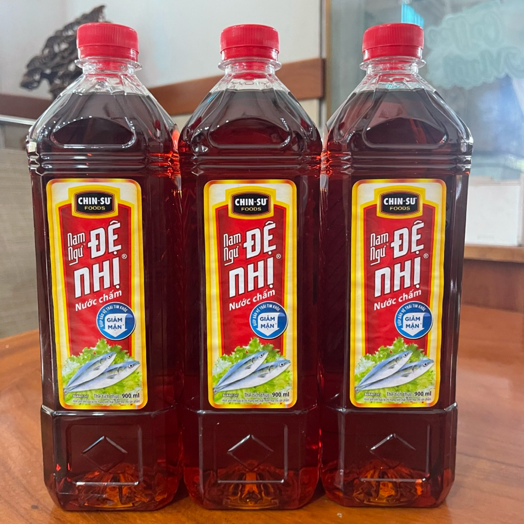 NƯỚC MẮM NAM NGƯ ĐỆ NHỊ 900ml