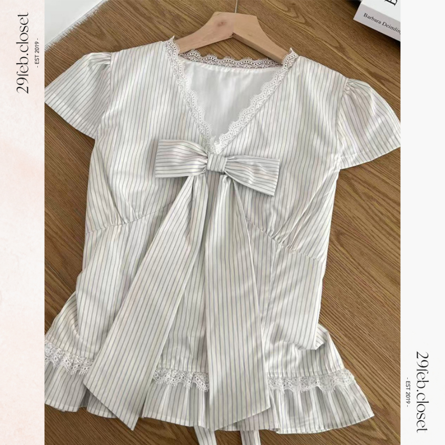 Áo sơ mi kẻ sọc cổ tim phối ren kèm nơ xinh xắn, Áo kiểu bèo gấu dễ thương thời trang hè - 29feb.closet - A560 | BigBuy360 - bigbuy360.vn