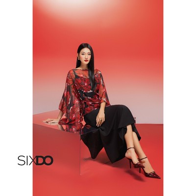 Áo voan nữ dài tay hoạ tiết hoa SIXDO (Black Peony Voile Blouse)