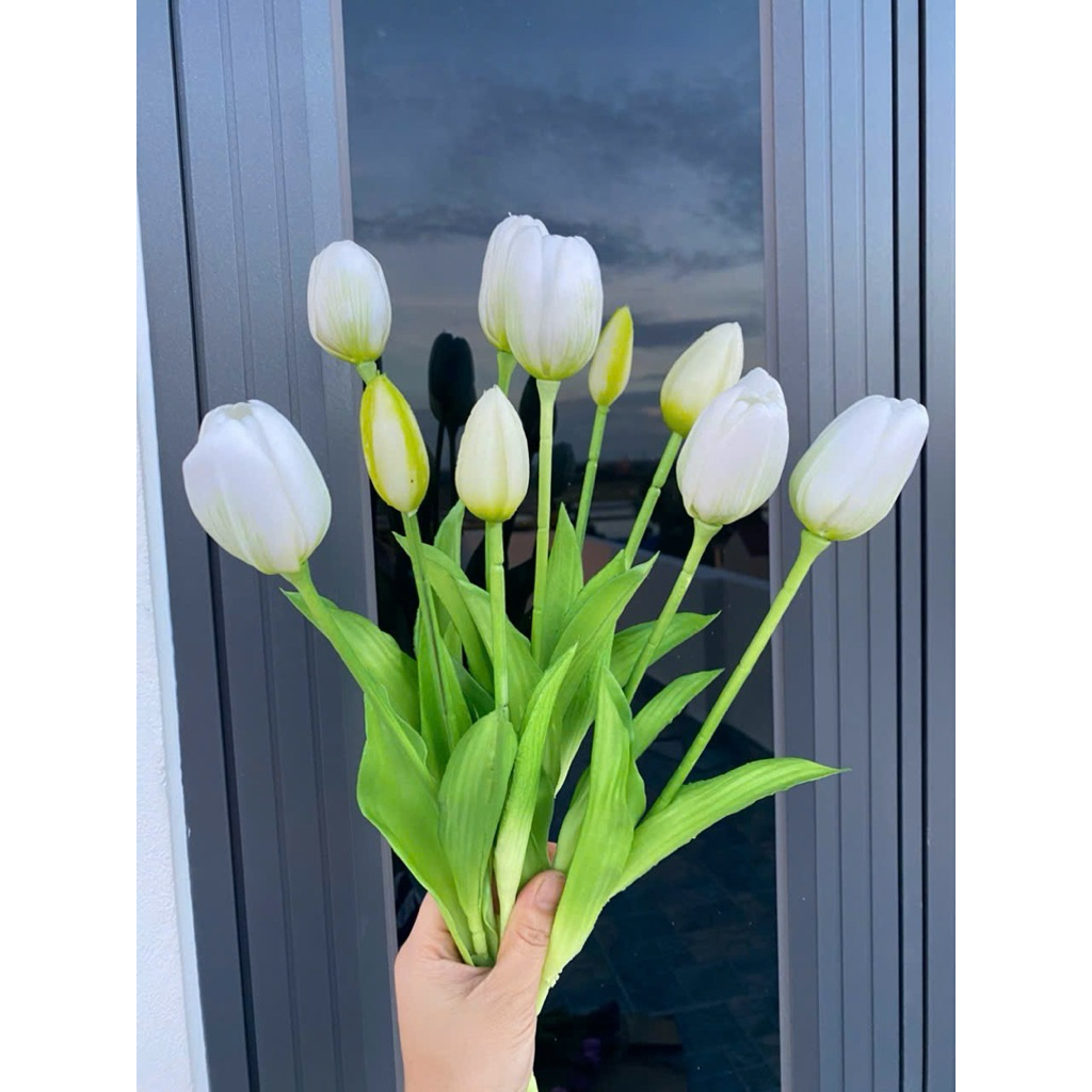 Bó hoa tulip bằng silicon sang trọng Trang trí hoa nhân tạo Nhà Decor, màu trên hình là màu thực tế, chưa qua chỉnh sửa