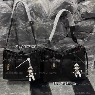  túi đeo vai túi công sở 2 size 25 và 30 màu đen bassci siêu đẹp ngăn to rộng tiện lợi tặng kèm charm treo 