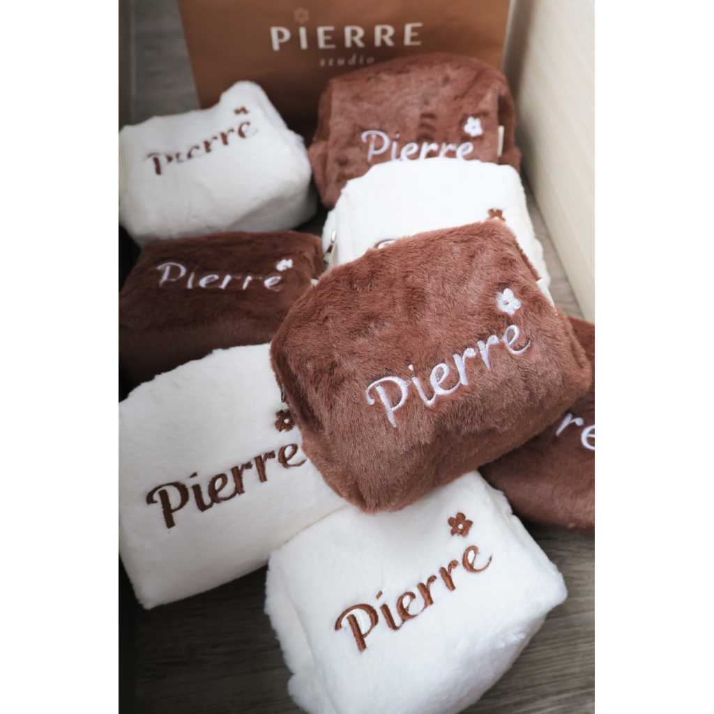 Túi đựng đồ make up lông thỏ dễ thương Pierre Studio