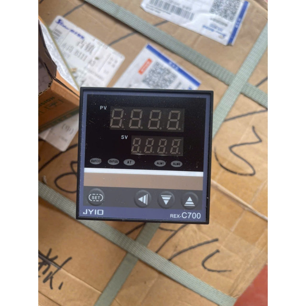 Bộ điều khiển nhiệt độ REX C700, REX C100 - M*DA 220V 0-400 độ C,Ngõ ra SSR hoặc Relay