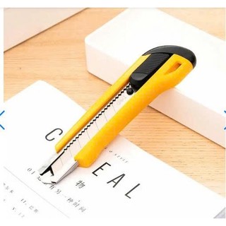 Dao rọc giấy lớn Deli 2042