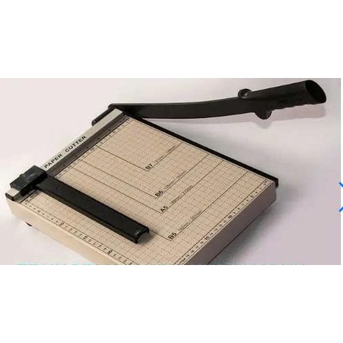 Bàn cắt giấy A4 Deli 8014