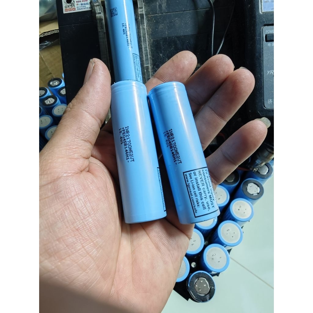 Pin 21700 LG chính hãng  LGM58t LGM52 Lgm50lt 5000mah xả 15A chính hãng tháo khối đẹp như mới nội tr