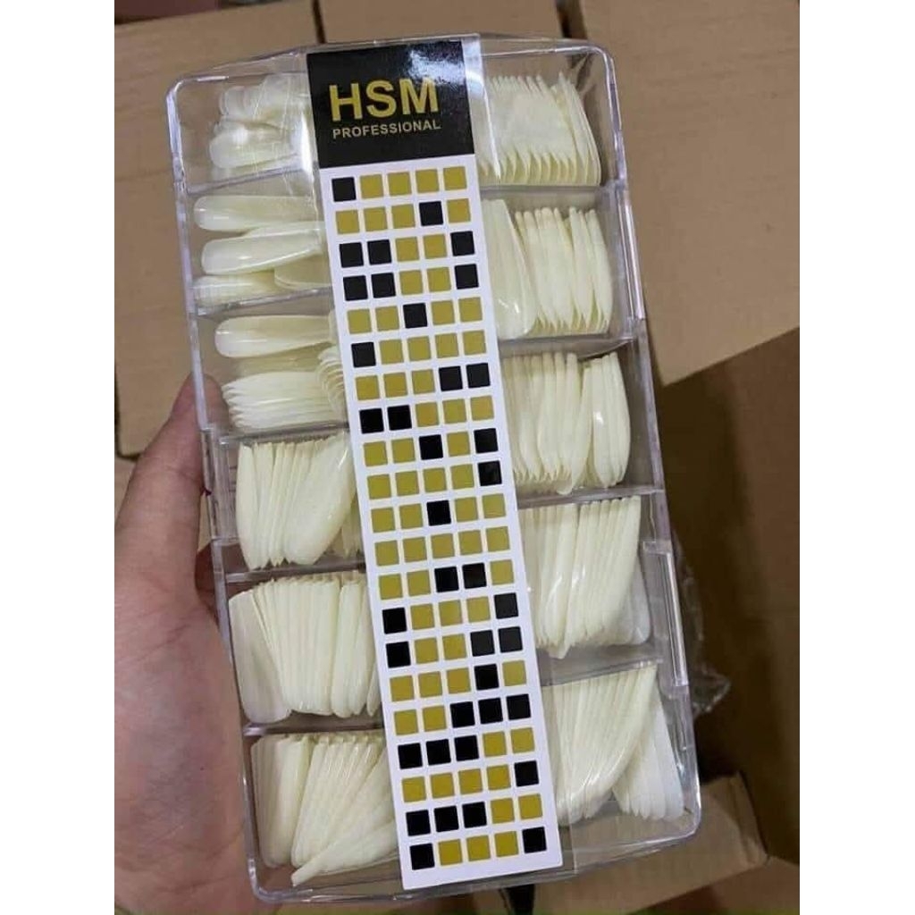 Móng úp hsm phom thang nhám