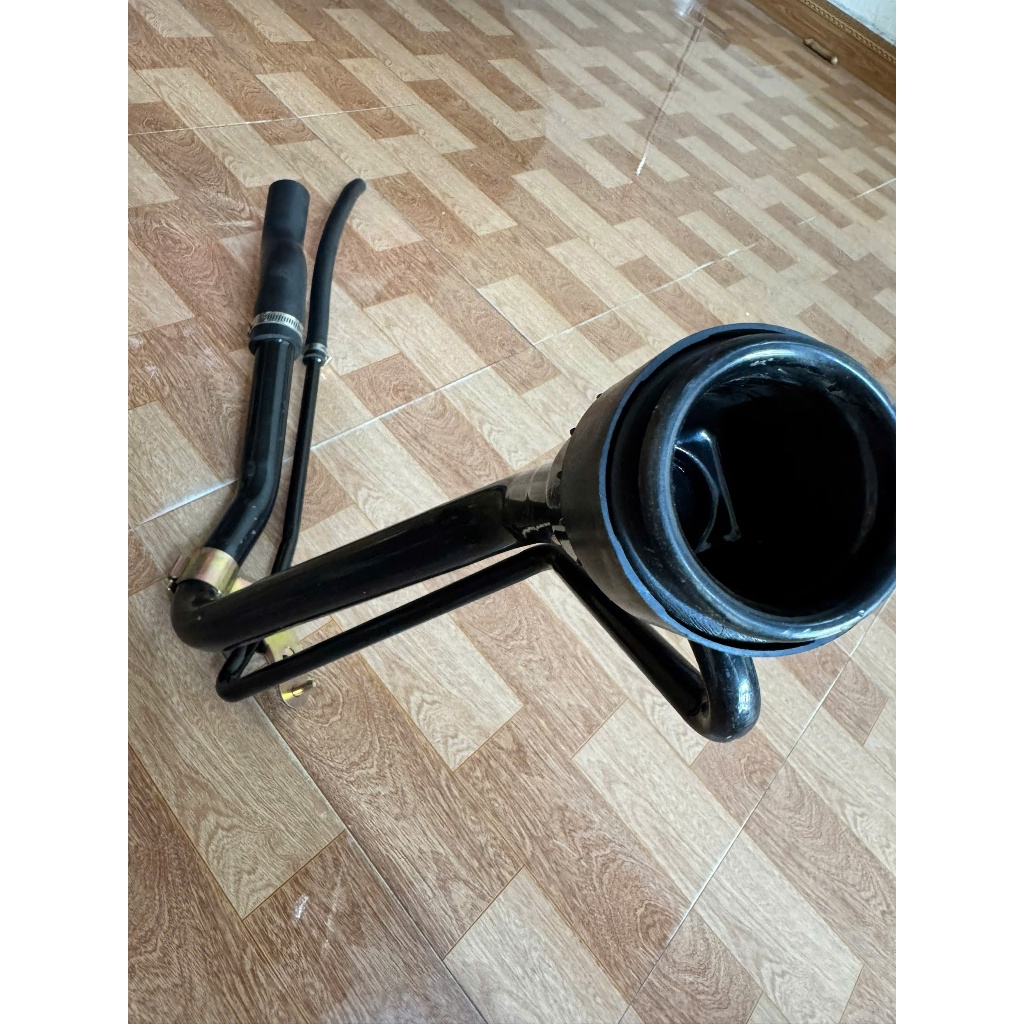 Cổ đổ xăng  Vios 02 - 07 , Altis 02 - 07 ( Oem )