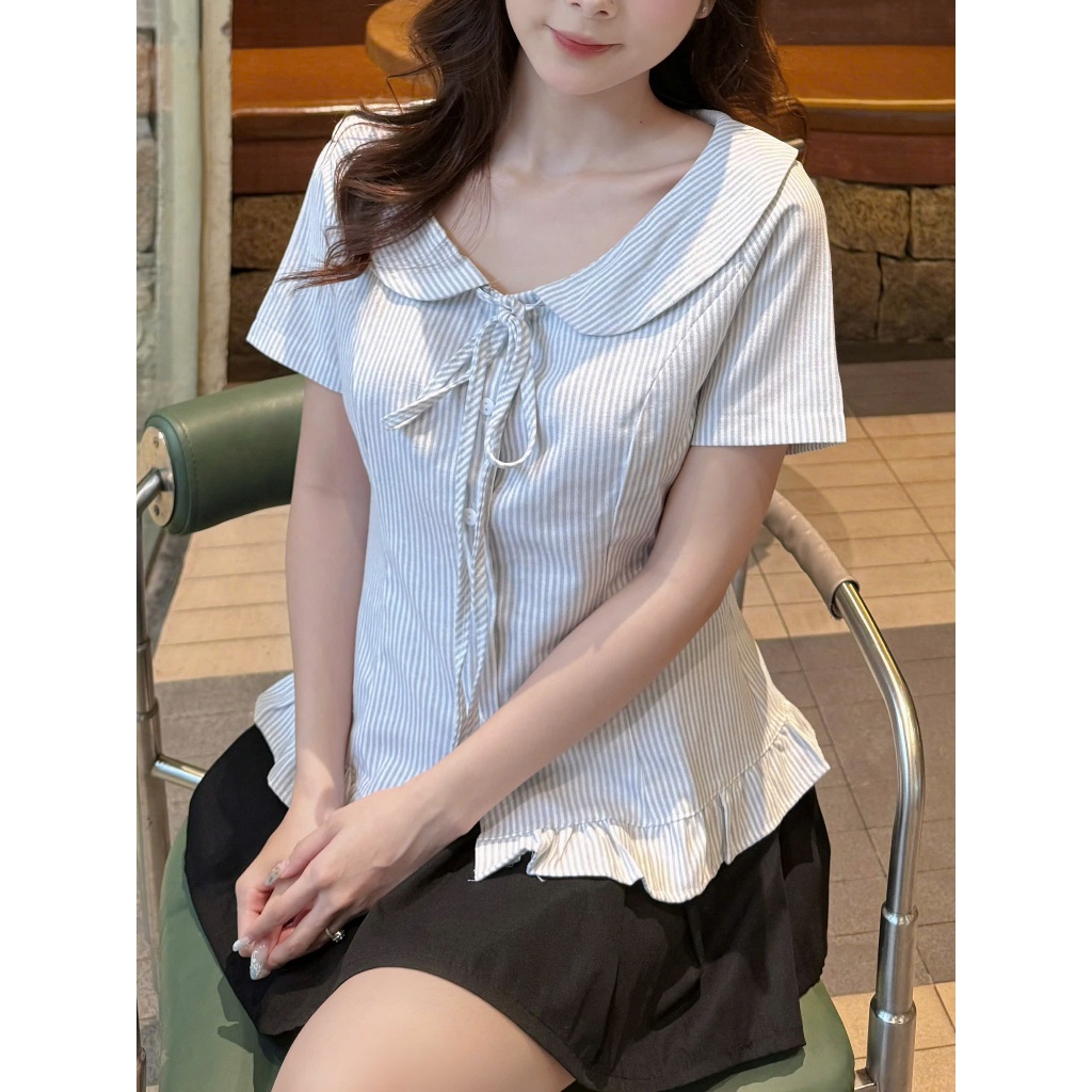Áo kiểu nữ cổ sen phối dây, dáng ôm xòe nhẹ, tay ngắn sọc nhỏ Hàn Quốc đi làm, đi chơi AOT050 | BigBuy360 - bigbuy360.vn