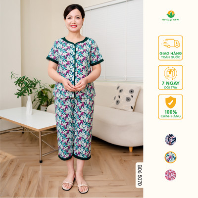 Đồ bộ trung niên mặc nhà chất Lanh Việt Thắng cho bà cho mẹ, quần lửng, áo cộc tay mở khuy B06.5070