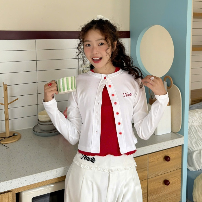 NAVIE - (Kèm áo 2 dây trắng) Áo cardigan BONIE thêu chữ thời trang | BigBuy360 - bigbuy360.vn