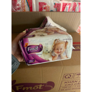Khăn Giấy Fmot 1 Thùng 30 gói