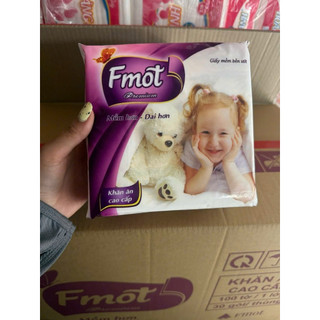 Khăn Giấy Fmot 1 Thùng 30 gói
