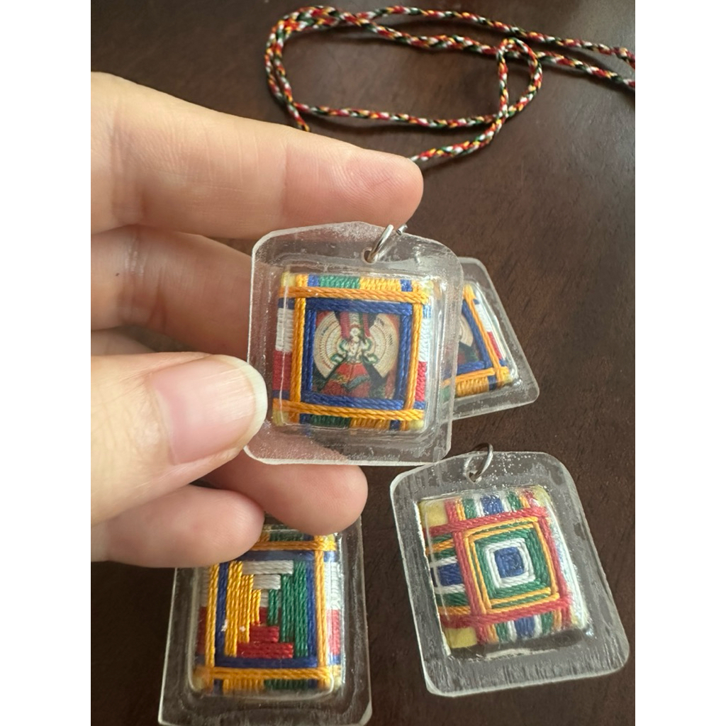 Amulet Bạch Tản Cái Lăng Nghiêm